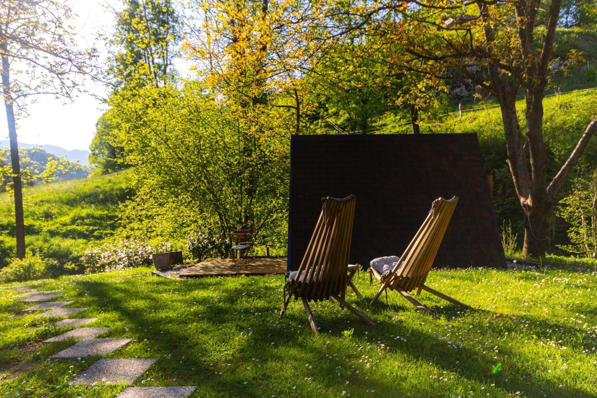 Resort Pod Orehi - Bled - Apartma & Glamping & Savna Екстериор снимка